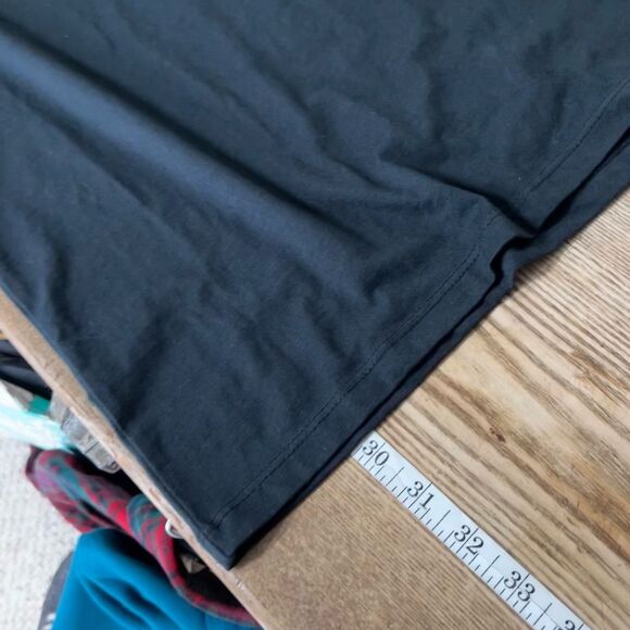 Volcom Men’s Large Black Polo Shirt EUC Classic Preppy Solid - Picture 8 of 8